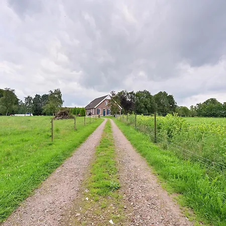 In Near The Forest De Heurne