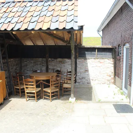 In Near The Forest Holiday home De Heurne