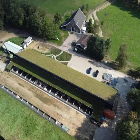 In Near The Forest Holiday home De Heurne