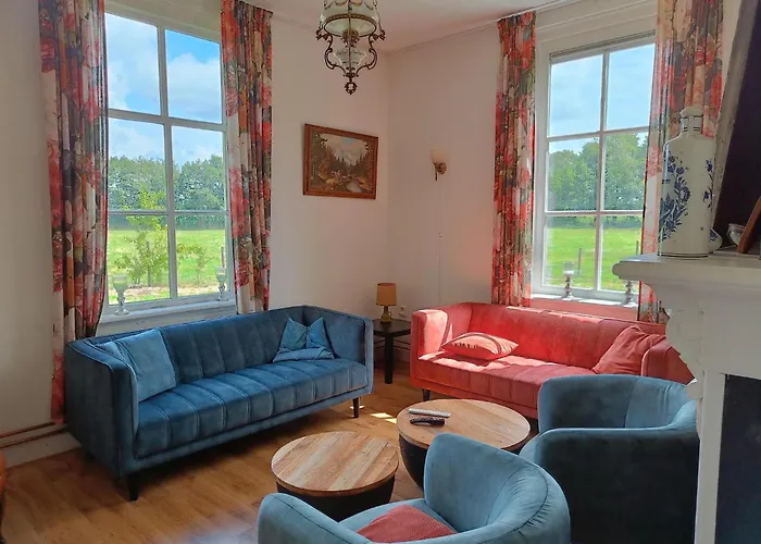 In Near The Forest De Heurne