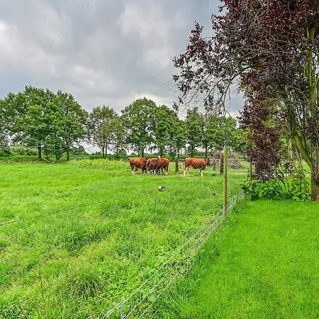 度假居 In Near The Forest De Heurne